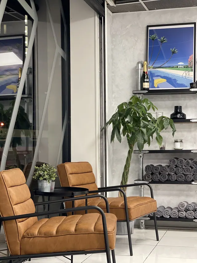 Tan leather waiting chairs